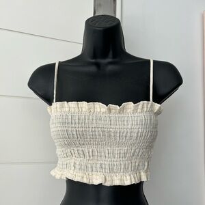 Stretchy & Comfy Crop Top shirt! Beautiful gold lining along with beige